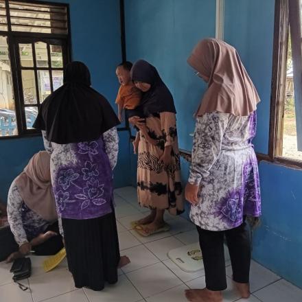 Posyandu Balita di Desa Gunung Ulin Tingkatkan Layanan Kesehatan Ibu dan Anak